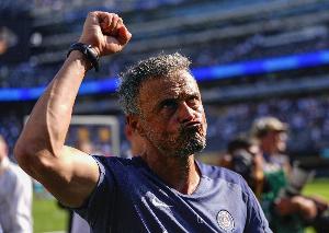 yl23455永利官网-冲击第6冠！恩里克执教生涯第2次在同一个自然年夺得5座冠军